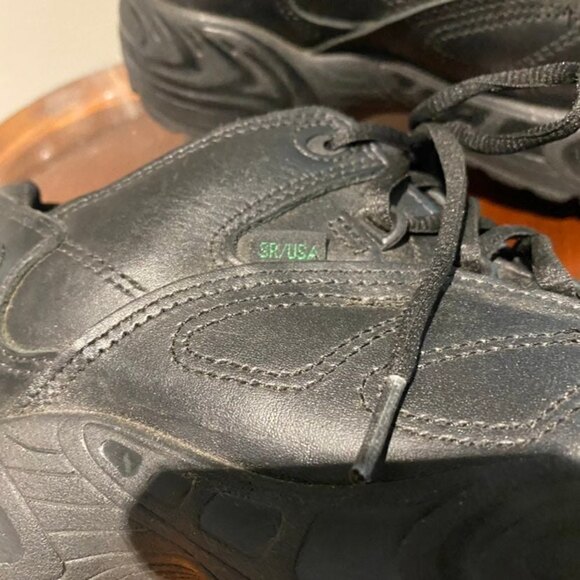 WOMEN'S REEBOK BLACK ATHLETIC LEATHER OXFORD SOFT TOE SHOE USPS CERTIFIED SIZE 8 - Picture 3 of 11